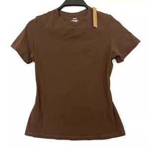 Cocoa fits everybody skims t shirt